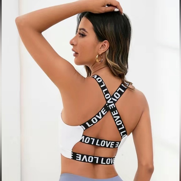U-neck Letter Criss Cross Back Sports Bra, Sleeveless Yoga Fitness Workout Tank - Picture 6 of 10